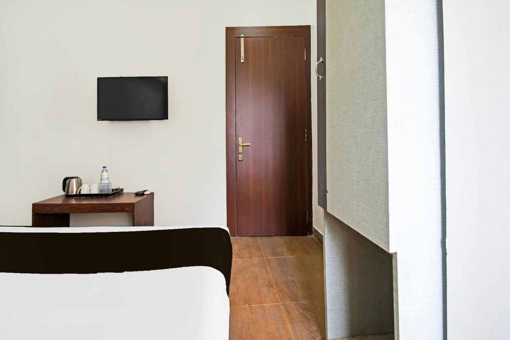 Super Townhouse Mancheswar Industrial Estate Hotel Bhubaneswar Exterior photo