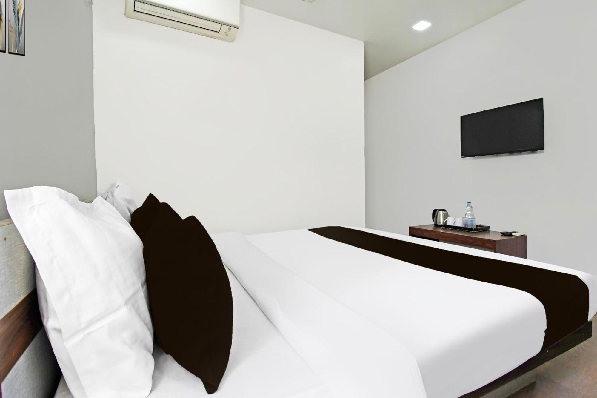 Super Townhouse Mancheswar Industrial Estate Hotel Bhubaneswar Exterior photo